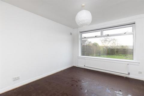 208 Oakbank Road, Perth, PH1 1EG