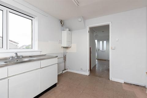 208 Oakbank Road, Perth, PH1 1EG