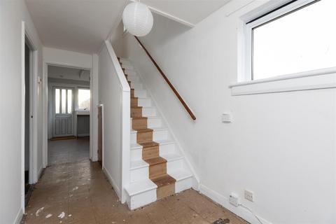 208 Oakbank Road, Perth, PH1 1EG