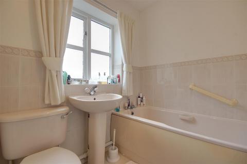 3 bedroom terraced house for sale, Augustus Drive, Brough