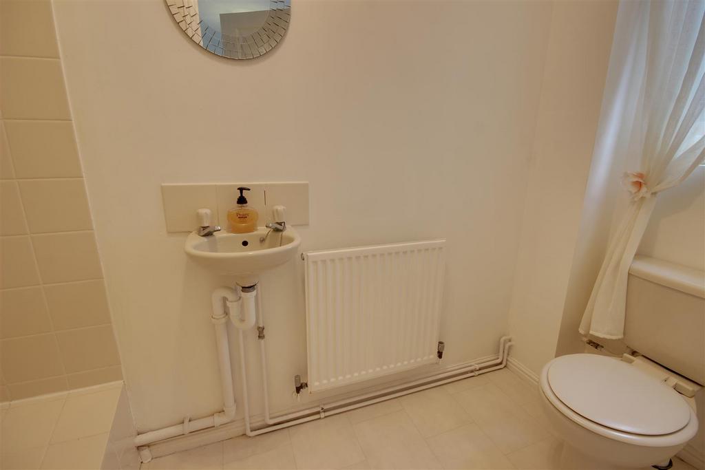 Cloaks/Shower Room