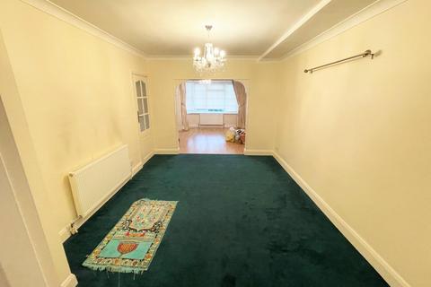46 Mount Grove, Edgware, HA8 9SX