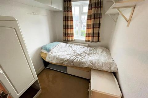 46 Mount Grove, Edgware, HA8 9SX