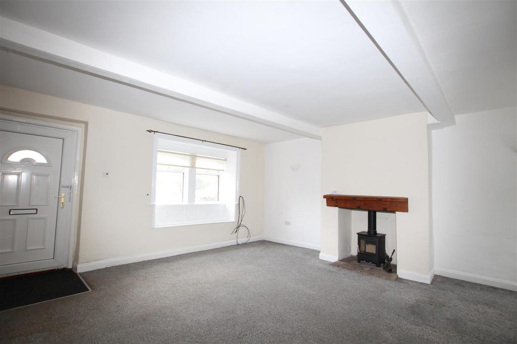Halifax Road, Cullingworth, Bradford 2 bed cottage £725 pcm (£167 pw)