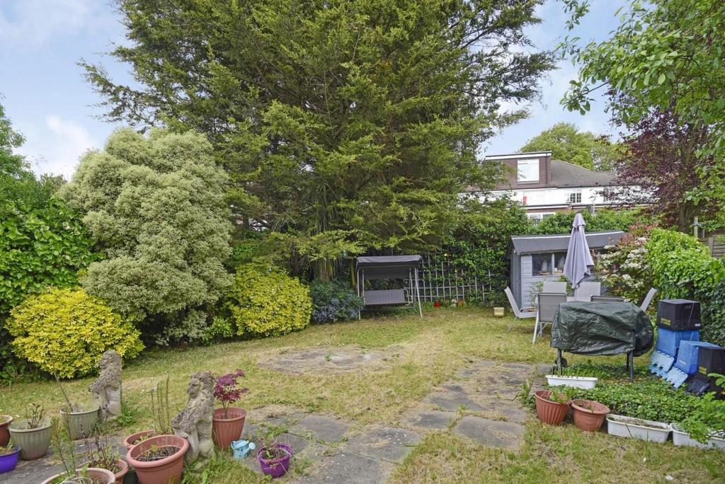 24 GARDEN 1.jpeg