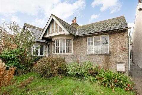 55 Baddlesmere Road, Whitstable, CT5 2LA