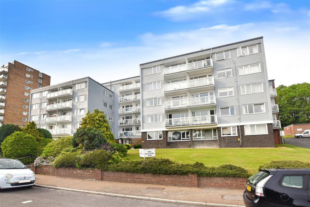 Upperton Road, Eastbourne 2 bed flat for sale £219,950