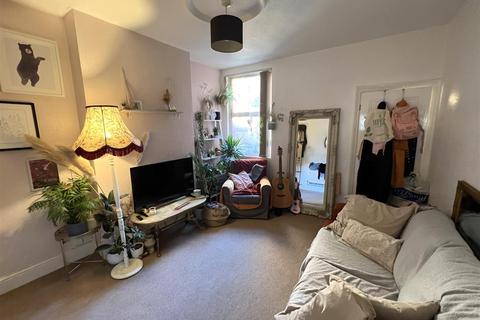2 bedroom terraced house for sale, Minehead Street, Leicester