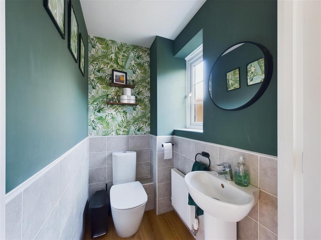 Guest cloakroom