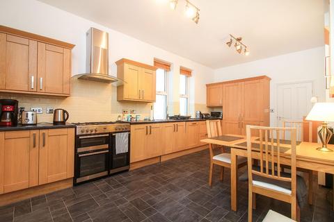 6 bedroom terraced house for sale, Front Street, Newbiggin-By-The-Sea