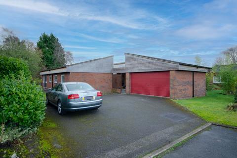 2 Foxes Hey, Cuddington, Northwich, CW8 2UU