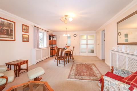 3 bedroom bungalow for sale, Verran Road, Surrey GU15