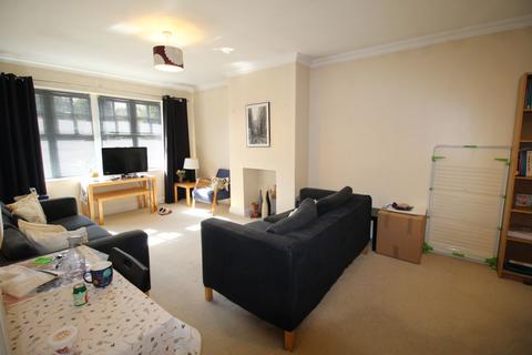 2 bedroom flat for sale, Hawthorn Road, Gosforth, Newcastle upon Tyne, Tyne and Wear, NE3 4TZ