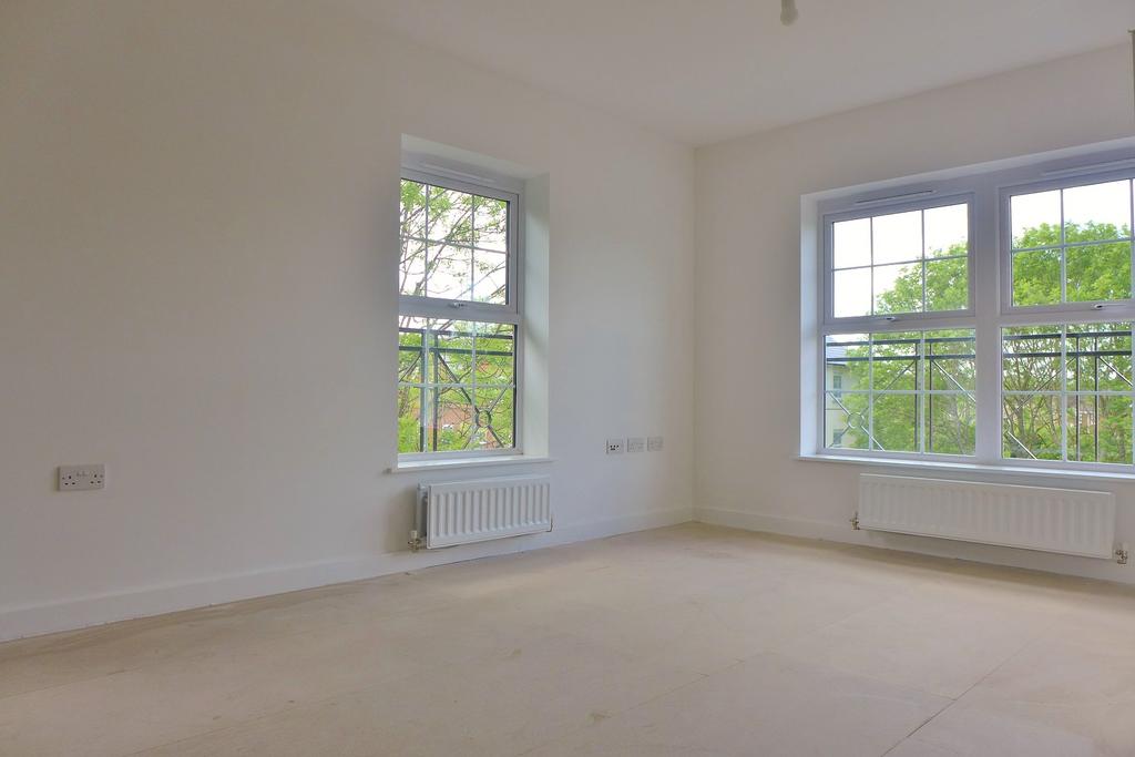 Romsey Brick Lane UNFURNISHED 2 bed flat £1,350 pcm (£312 pw)