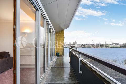2 bedroom apartment for sale, Perry Court, Maritime Quay, Docklands, E14