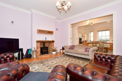 4 bedroom apartment for sale, High Street, Portsmouth, Hampshire