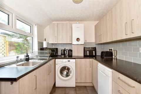 22 Longfield Road, Dover, CT17 9QT
