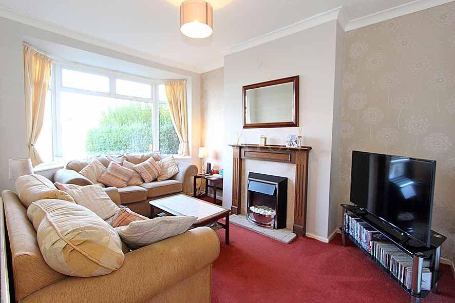 Oak Hill, Finchfield, Wolverhampton, WV3 2 bed semidetached house for