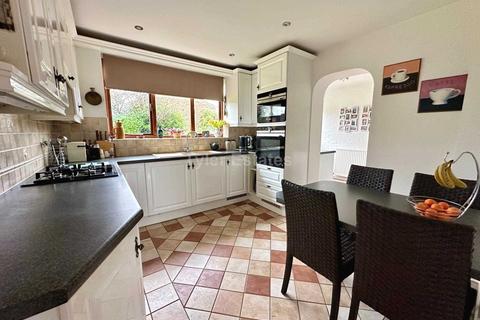 16 Bridleway, Billericay, CM11 1DP