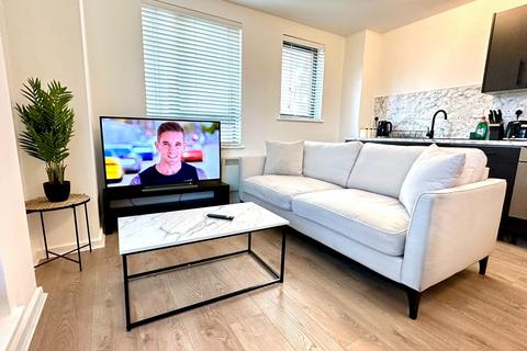 2 bedroom apartment to rent, Blantyre Street, Manchester