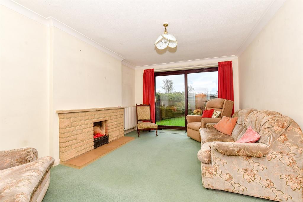 Charlesworth Drive, Birchington, Kent 3 bed detached house for sale £