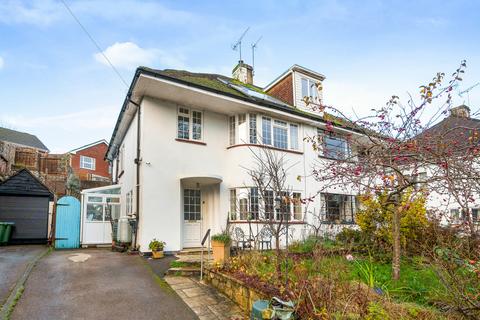 11 Donnington Grove, Southampton, SO17 1RW