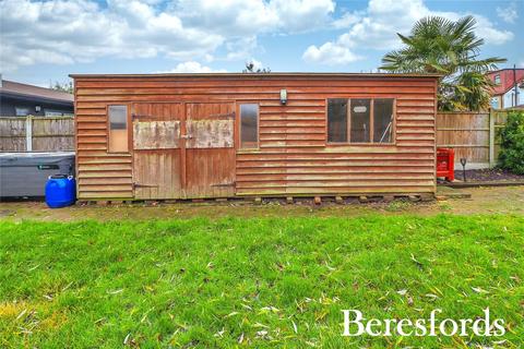 209 Corbets Tey Road, Upminster, RM14 2YW