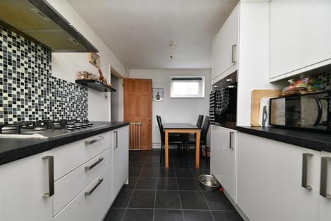 114 Spring Drive, Stevenage, SG2 8BB