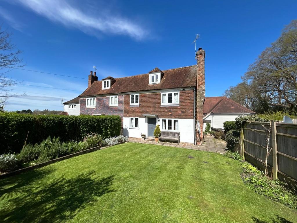 TENTERDEN 3 bed semidetached house for sale £500,000