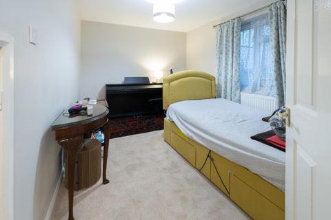 2 bedroom maisonette for sale, Garth Olwg, Gwaelod-Y-Garth