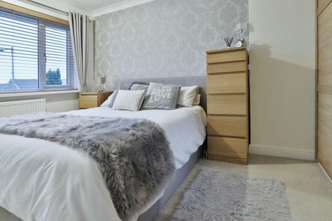 92 Ark Royal, Bilton, Hull, HU11 4BW