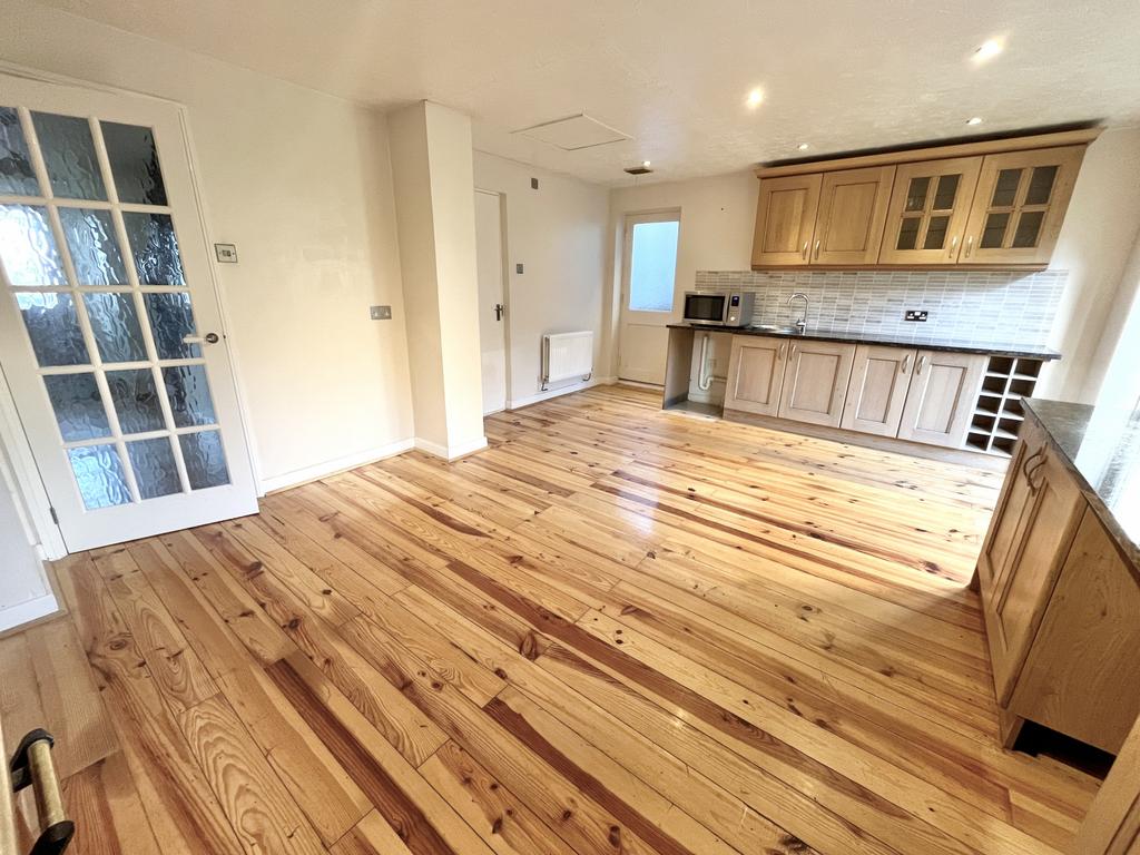 Kitchen   Breakfast Room