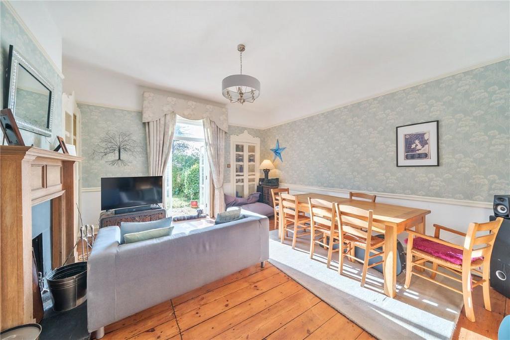 Arnewood House, 3 Everton Road, Hordle, Lymington, Hampshire, SO41 0HF