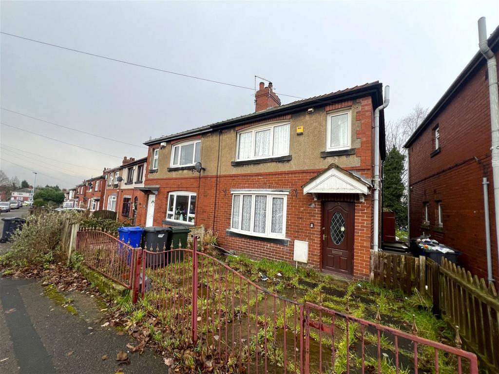 Birkwood Avenue, Cudworth, Barnsley, S72 8JA 3 bed semidetached house