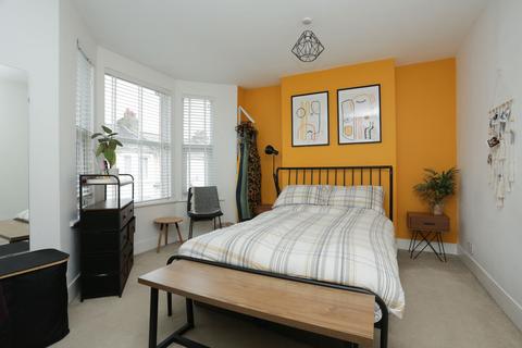 48 Balfour Road, Dover, CT16 2NG