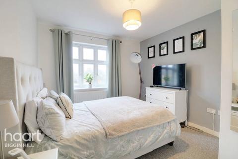 2 bedroom apartment for sale, Litchfield Lodge, Biggin Hill