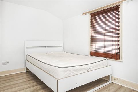 2 bedroom apartment to rent, Wolfington Road, London, SE27