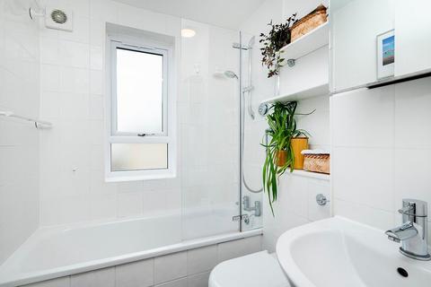 2 bedroom flat to rent, Hornsey Road, London, N19