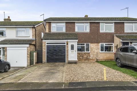 3 bedroom semi-detached house for sale, Marines Drive, Faringdon, Oxfordshire, SN7