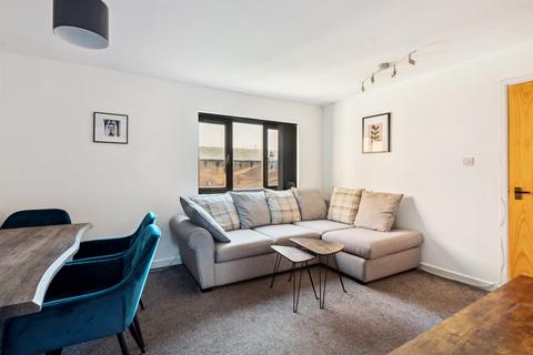 2 bedroom flat to rent, Woodman Court, Cross Street, Oxford, OX4