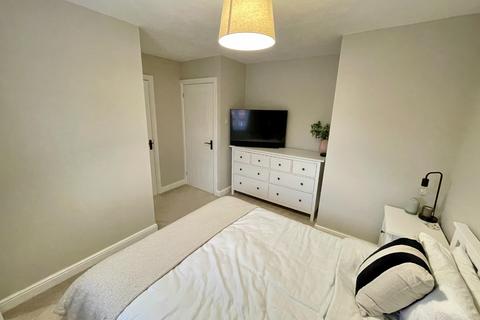 60 Lorimer Close, Luton, LU2 7RL