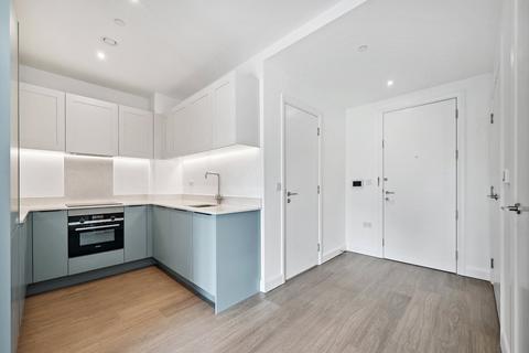 1 bedroom apartment for sale, The Courtyard, Royal Eden Docks, E16