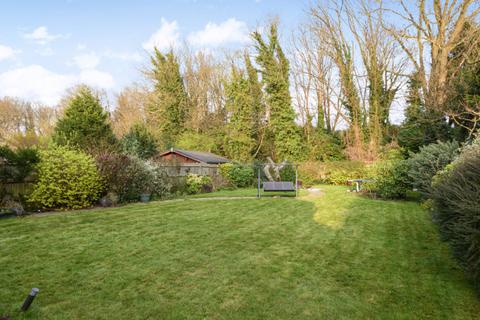 14 Birkdale Road, London, W5 1JZ