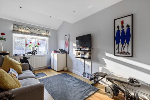 14 Birkdale Road, London, W5 1JZ