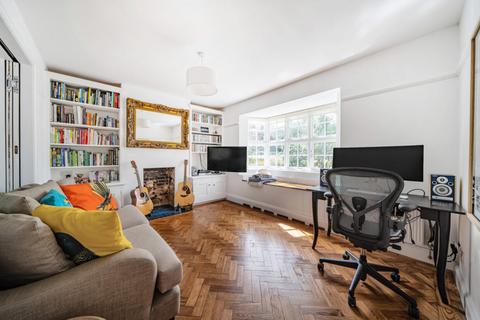 12 Brentham Way, London, W5 1BJ