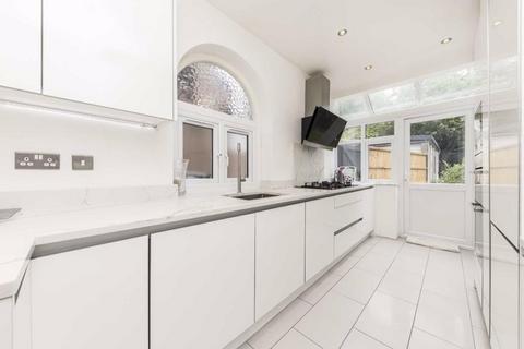 44 Ainsdale Road, London, W5 1JX