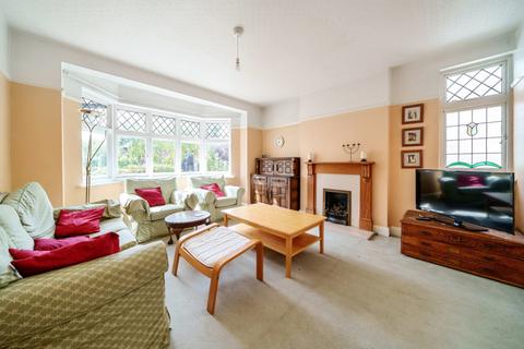 3 Vale Lane, London, W3 0DY