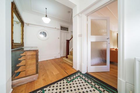 23 Boileau Road, London, W5 3AL