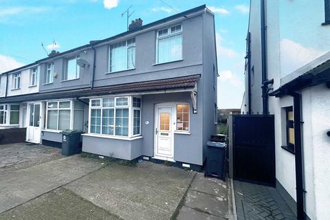 3 bedroom end of terrace house for sale, Selbourne Road, Luton LU4