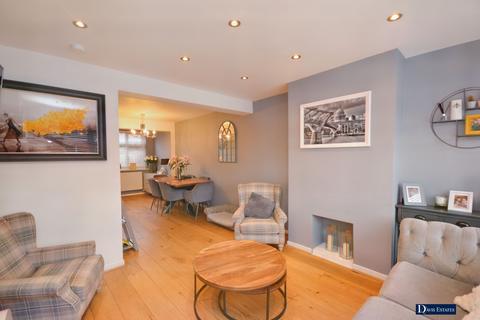 24 Firham Park Avenue, Romford, RM3 0SJ